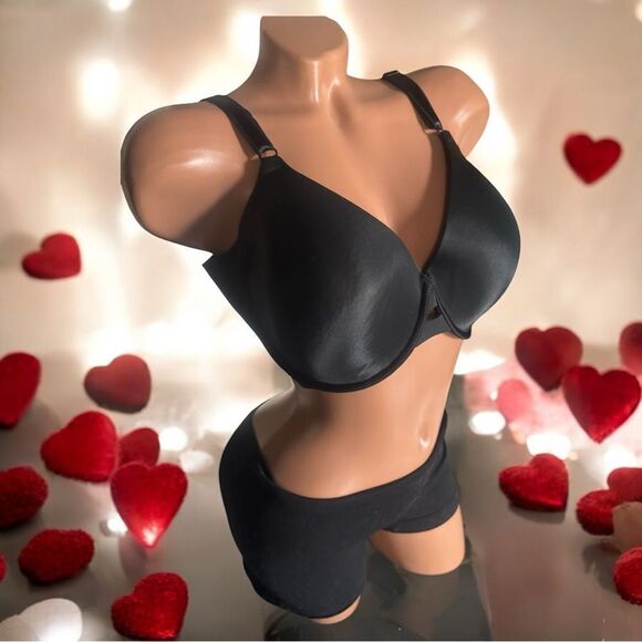 Warner’s Intimates l Black Bra l Underwire l Adjustable l 40D l EUC - Picture 1 of 6